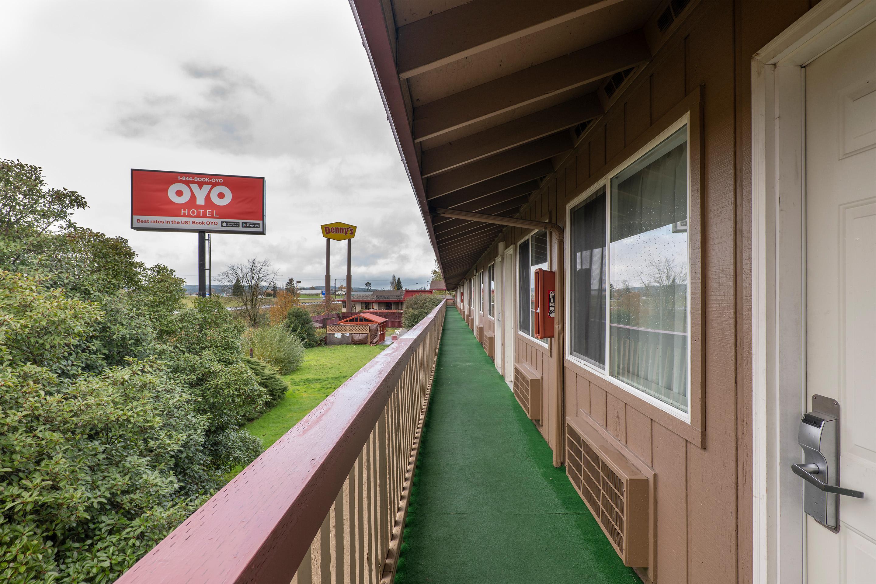 Oyo Hotel Chehalis I-5 South ภายนอก รูปภาพ