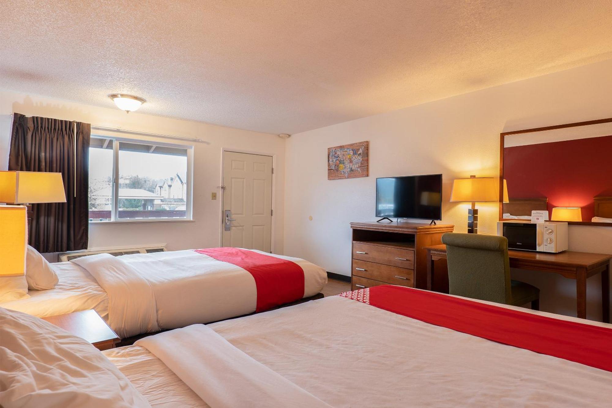 Oyo Hotel Chehalis I-5 South ภายนอก รูปภาพ