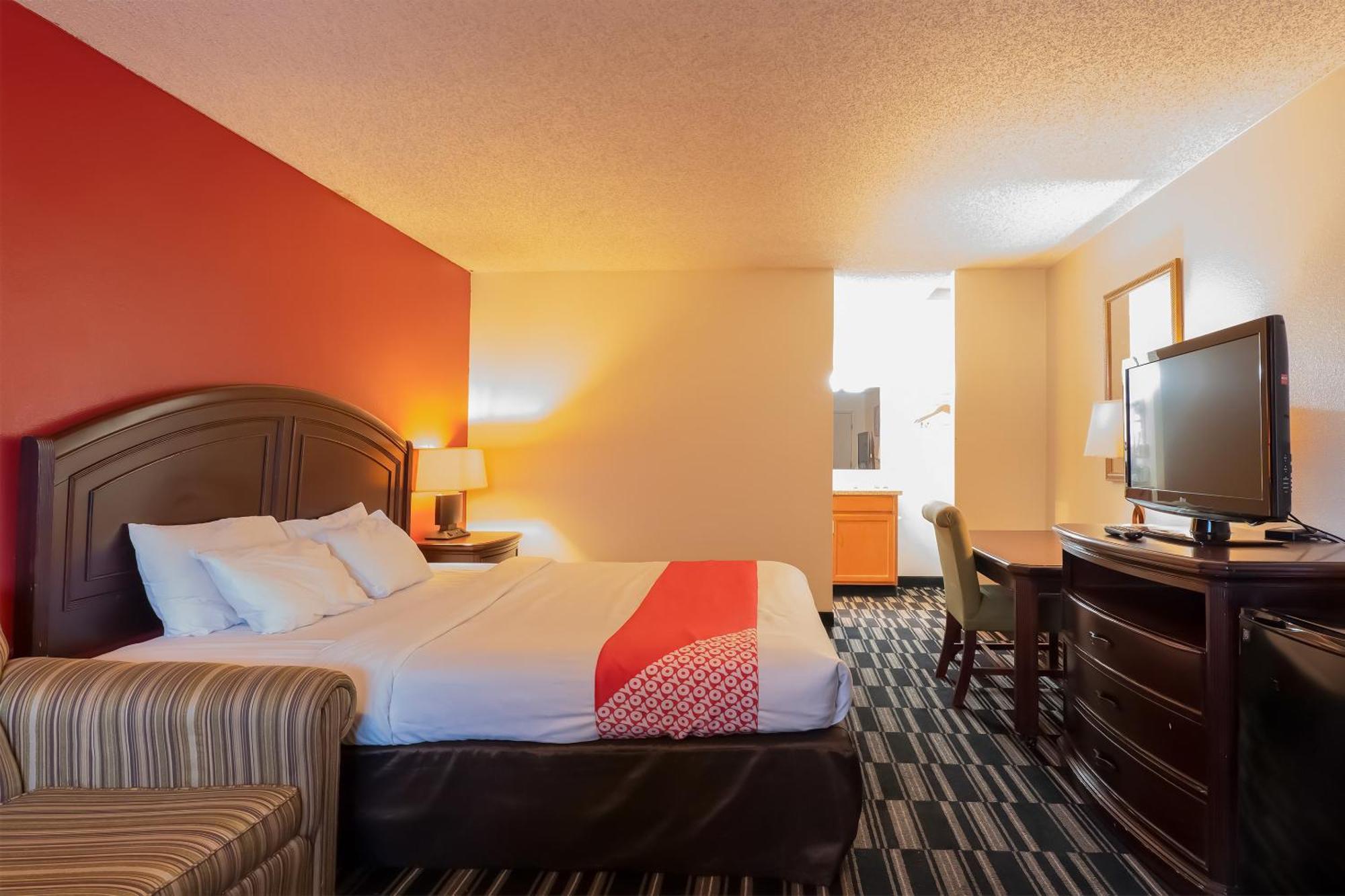 Oyo Hotel Chehalis I-5 South ภายนอก รูปภาพ