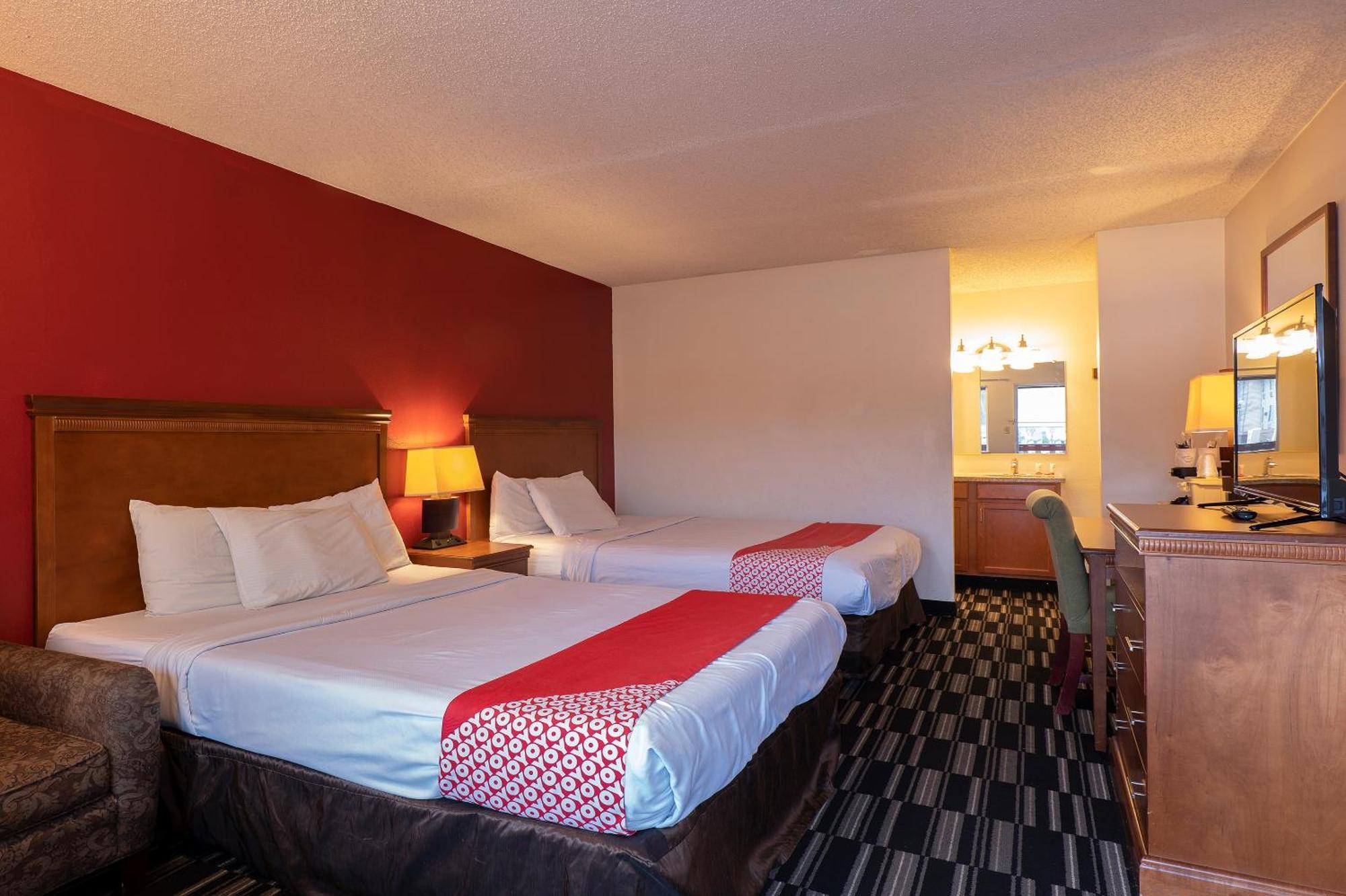 Oyo Hotel Chehalis I-5 South ภายนอก รูปภาพ