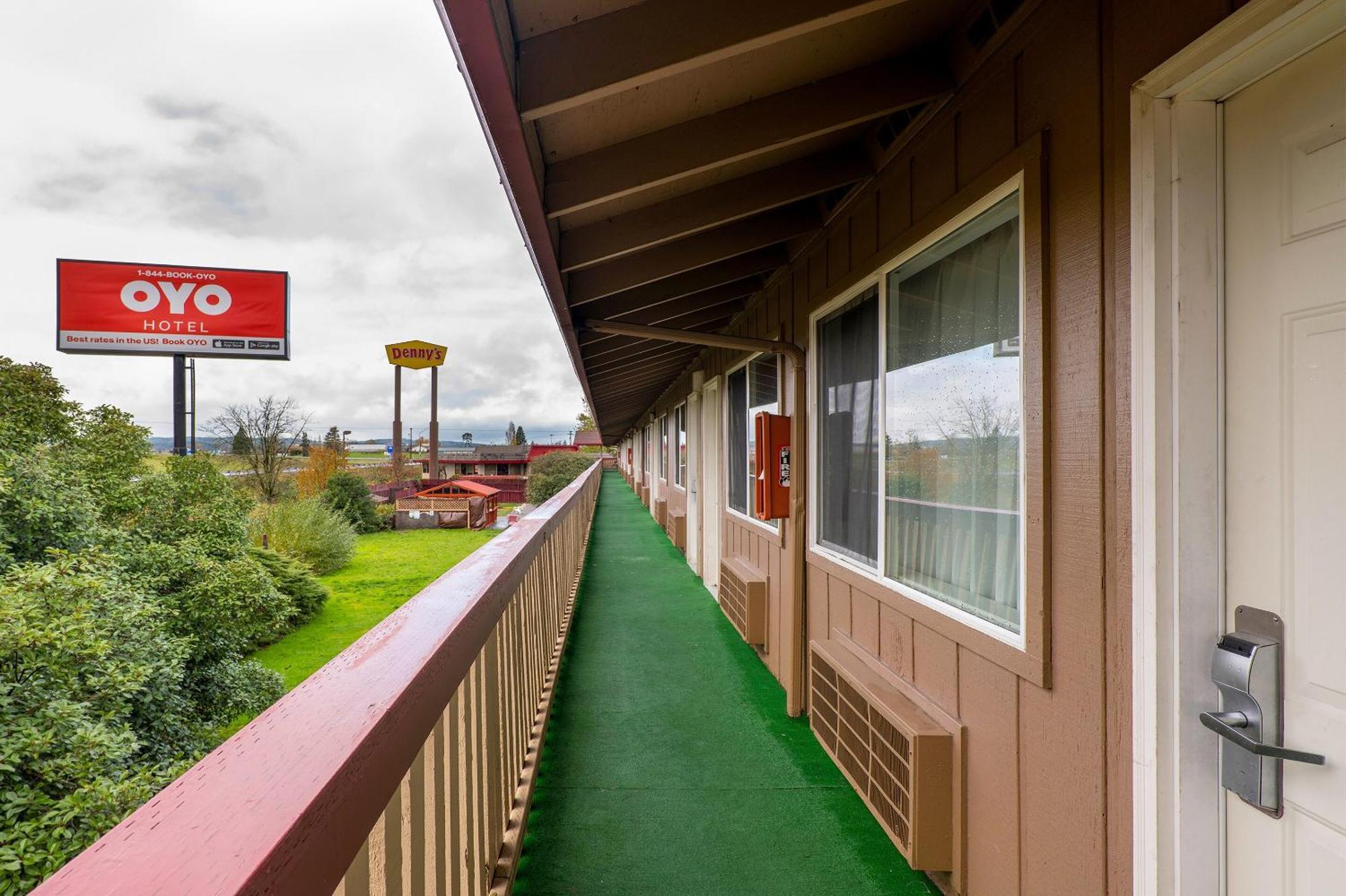 Oyo Hotel Chehalis I-5 South ภายนอก รูปภาพ