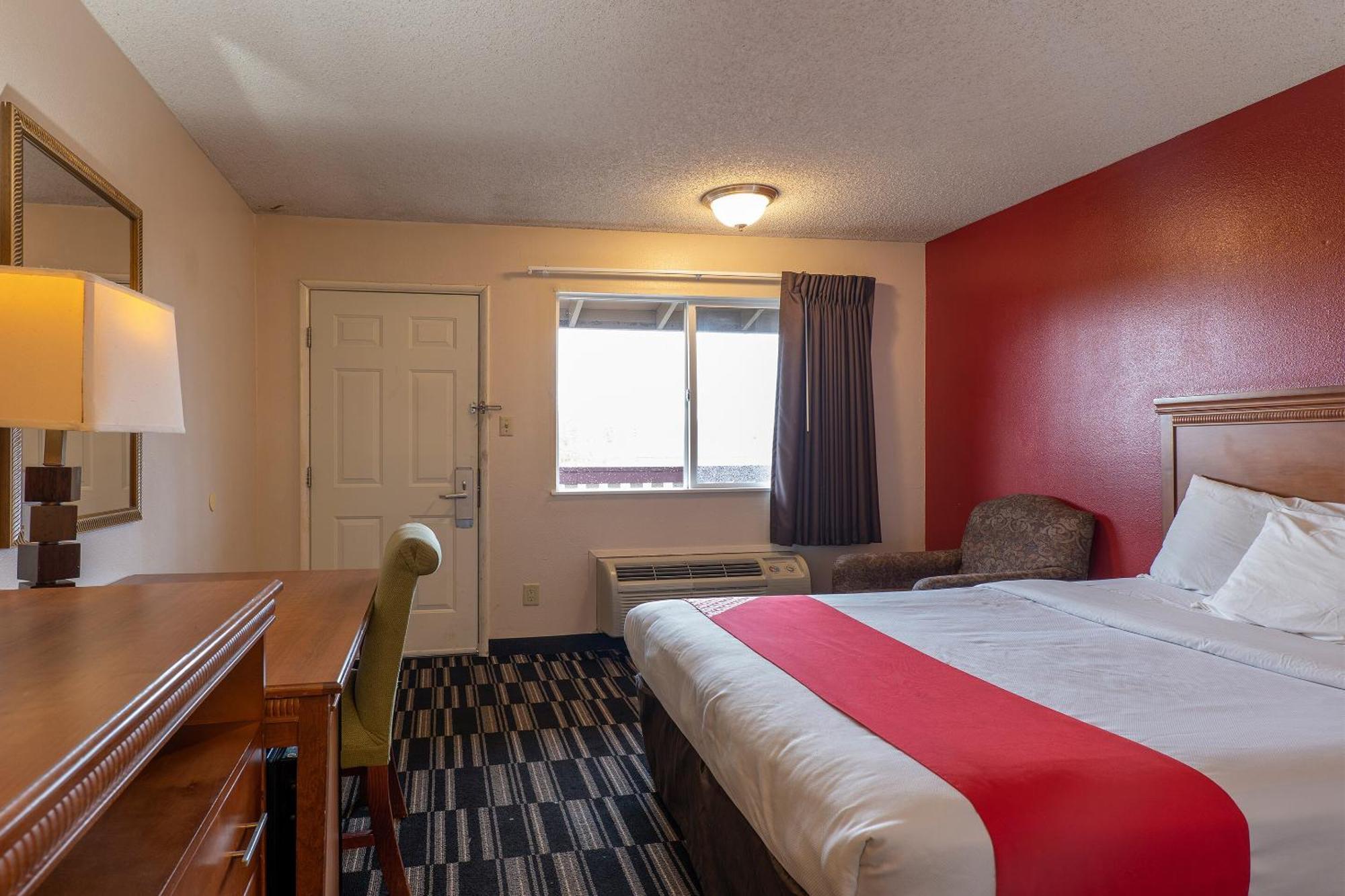 Oyo Hotel Chehalis I-5 South ภายนอก รูปภาพ