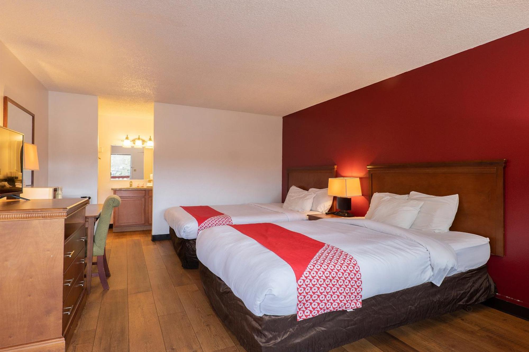 Oyo Hotel Chehalis I-5 South ภายนอก รูปภาพ
