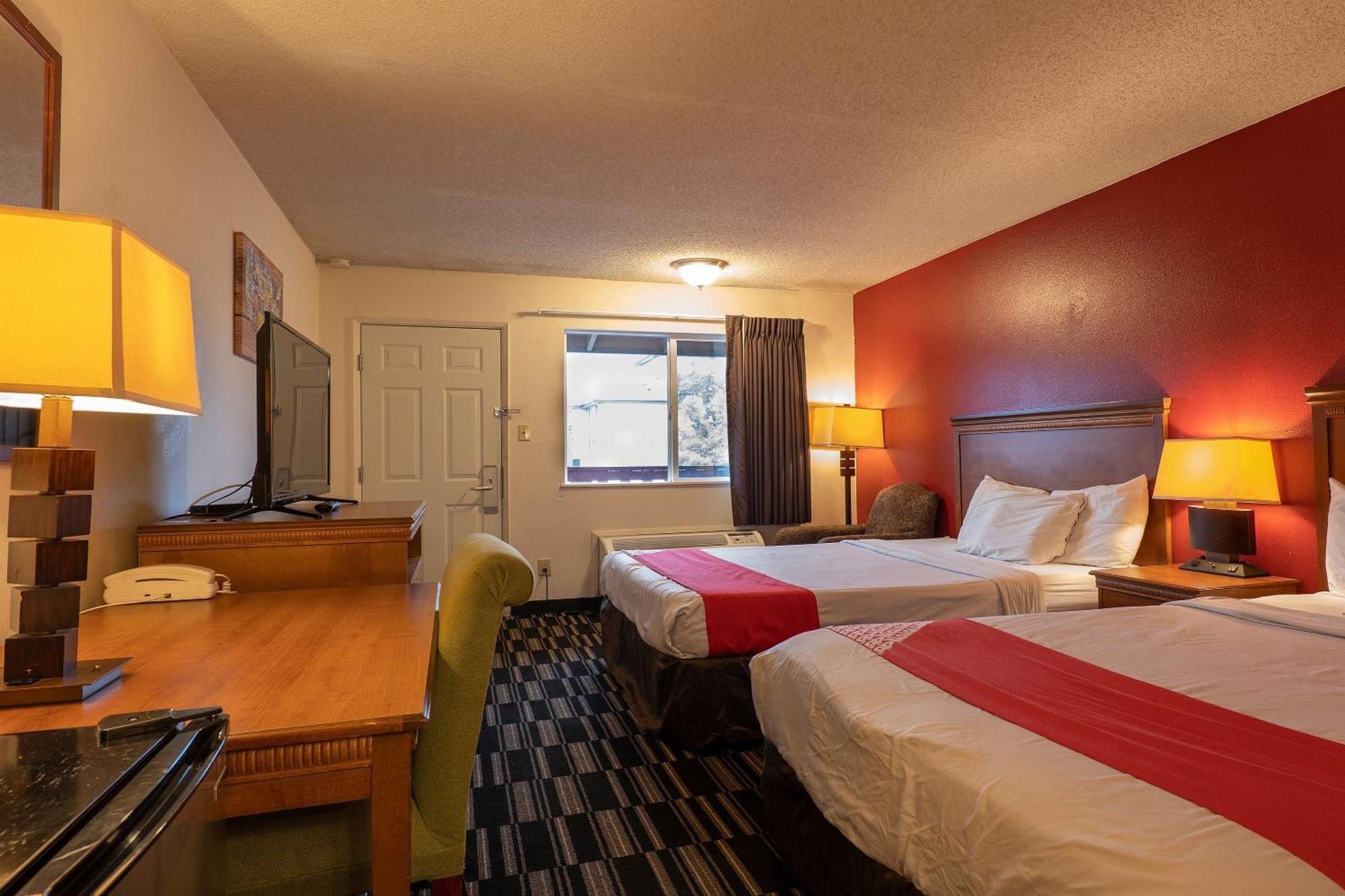 Oyo Hotel Chehalis I-5 South ภายนอก รูปภาพ